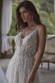 Amelie 25008 close.jpg